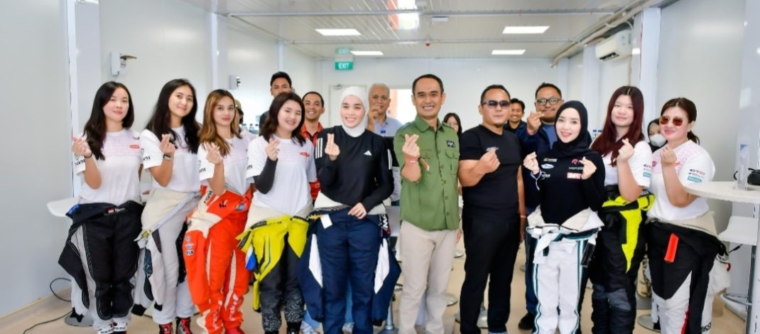 Kartini Race 2026 Guncang Mandalika: Perempuan Ambil Alih Lintasan, Ukir Sejarah Baru Motorsport Indonesia