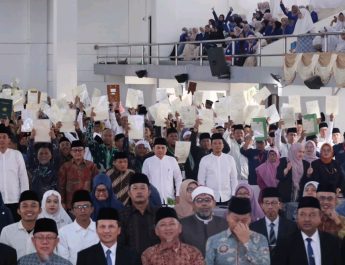 Selembar Sertipikat Menjaga Amanah Tanah Wakaf